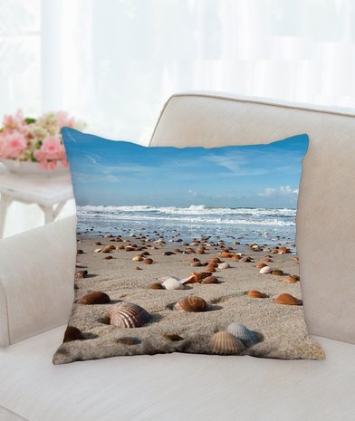 garden cushions sea with shells