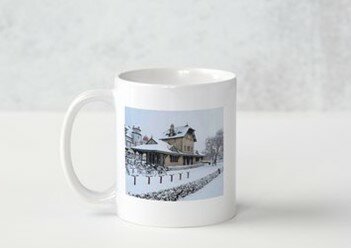 De Haan - Photo on Mugs - Mug à café - De Haan aan zee - station de tramway classée - hiver - Mug - Tasse - 325 ml - Mug à thé